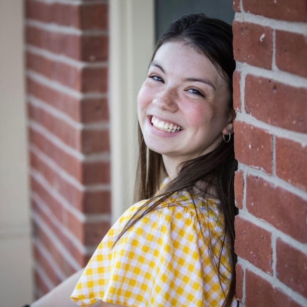 Meet your Posher, Caylee